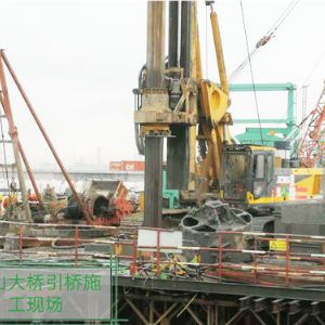 魚(yú)山大橋引橋施工現(xiàn)場(chǎng)